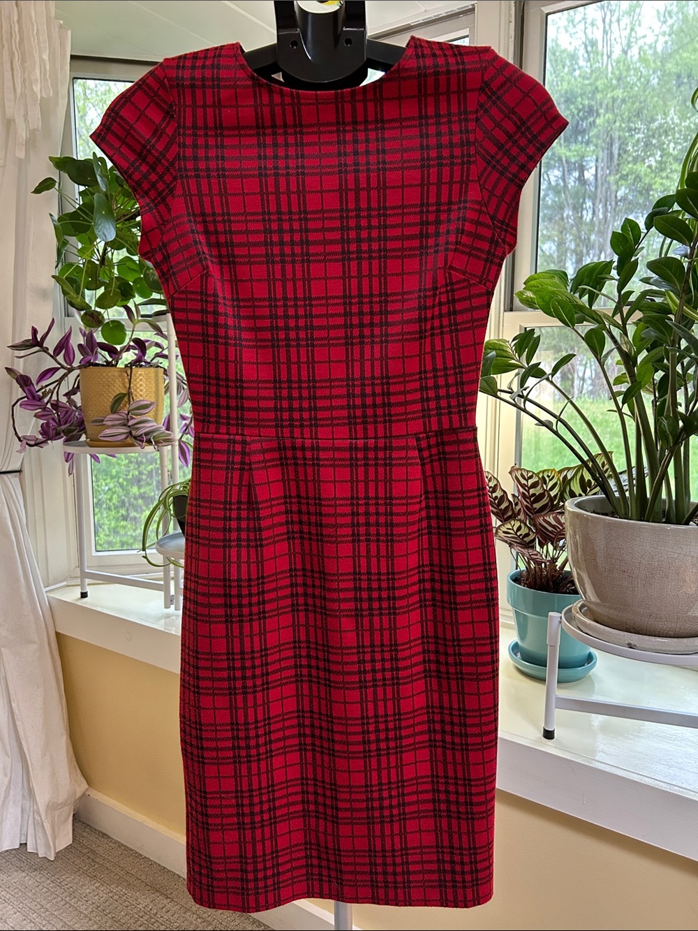 Classic Red Plaid Sheath Dress